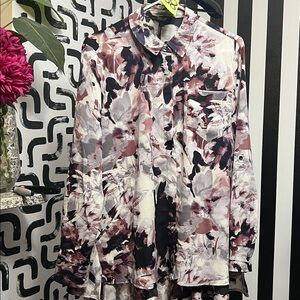 #68 Simply, Vera Vera Wang Floral Plum Blouse